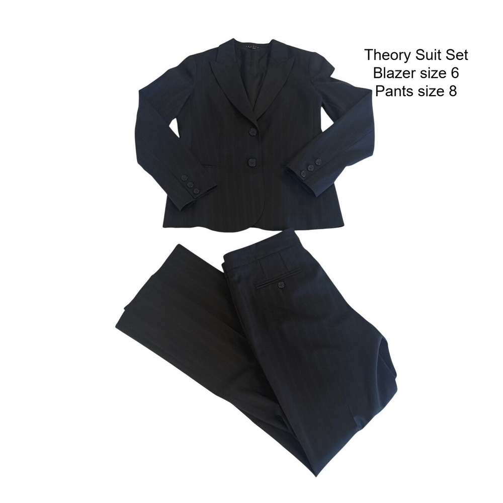 Theory Pinstripe Virgin Wool Suit Set Blazer Size 6 Pants Size 8 Charcoal Black